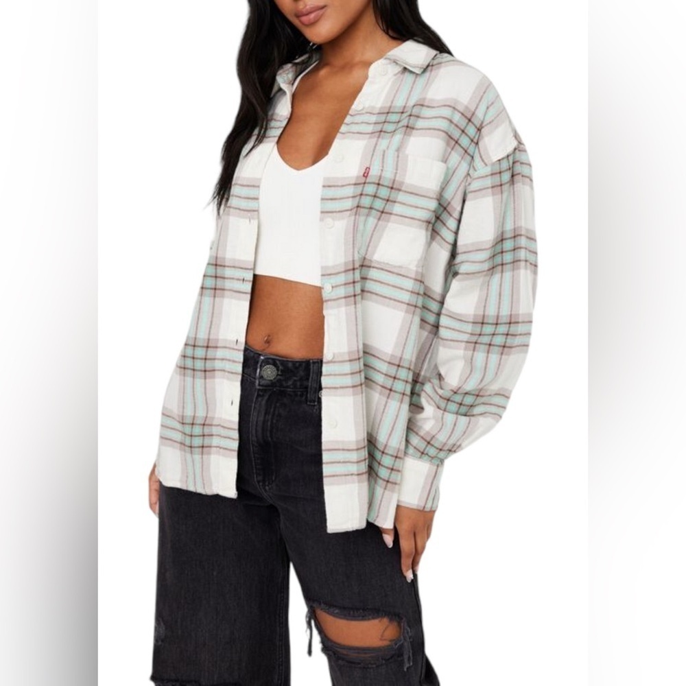 Levi’s Davy Plaid Flannel Button Down Long Sleeve Shirt Size Small Women’s